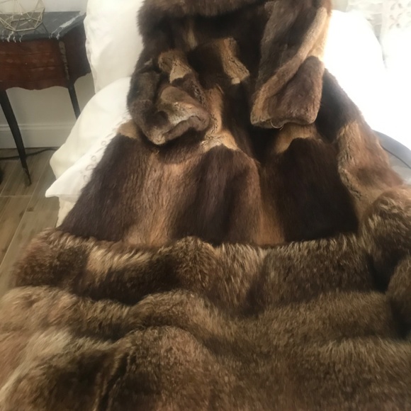 Full length Rabbit coat - Picture 4 of 5